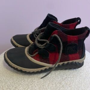 Red Plaid Sorel ankle boots.